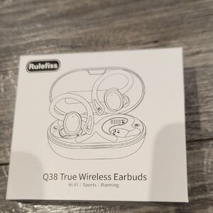 NIB Rulefiss Q38 True Wireless Earbuds Purple Around The Ear